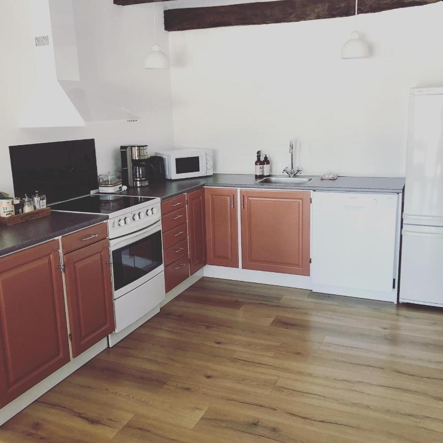 أودنسه Baekgaarden 3 Rooms Apartment - Old Farm House المظهر الخارجي الصورة